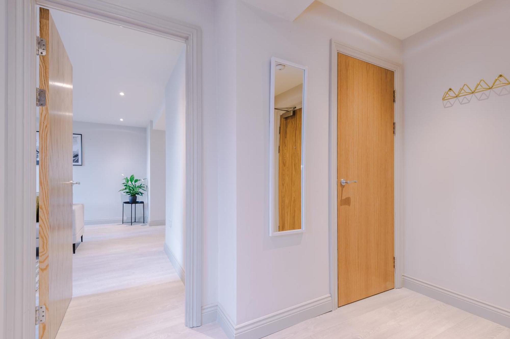 Designer Central Home In Leeds Sleeps 5 ภายนอก รูปภาพ