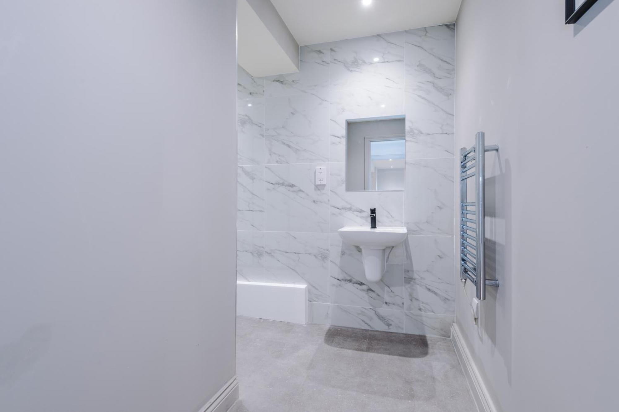Designer Central Home In Leeds Sleeps 5 ภายนอก รูปภาพ